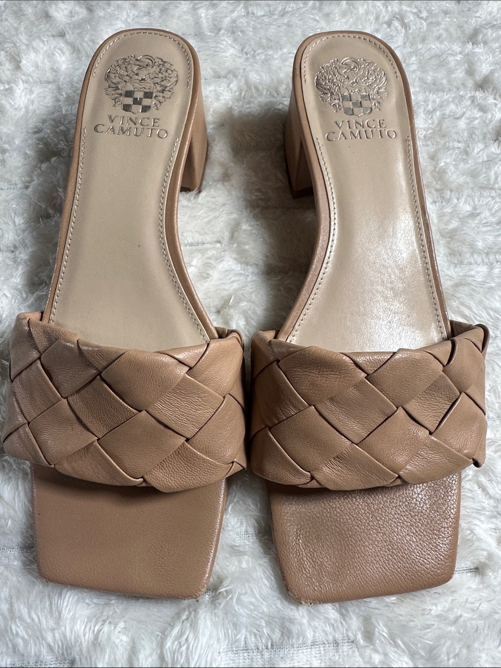 Vince Camuto Woven Leather Slide Mules in Tan Sz 9M/40 Great shape and style EUC